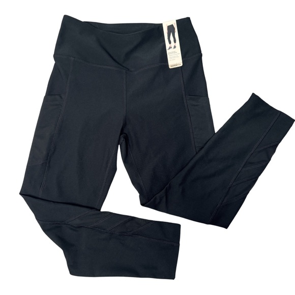 NWT Mondetta High Waisted Black Leggings With Side Pockets, Size Small - Picture 5 of 7